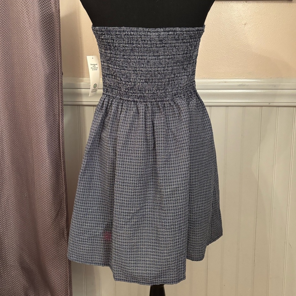 Strapless Dress - Picture 3 of 9